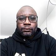 Bonjour, journaliste de formation, expérience Je donne des cours de français, tout âges, tous niveaux, méthode pédagogique et ludique. Si besoin excellent niveau d'anglais.A bientôt